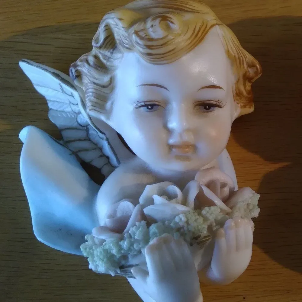 Vintage Norcrest Japan Porcelain Cherubs Angels Holding Flowers Wall Hangings